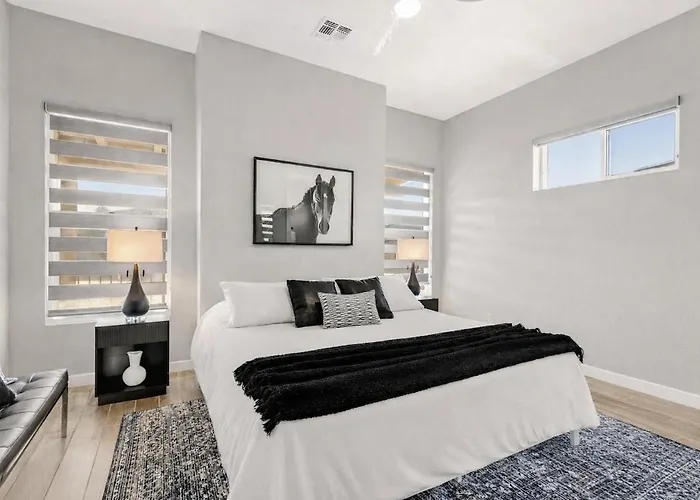 Cozy Escape - Two King And Hot Tub Holiday home Flagstaff